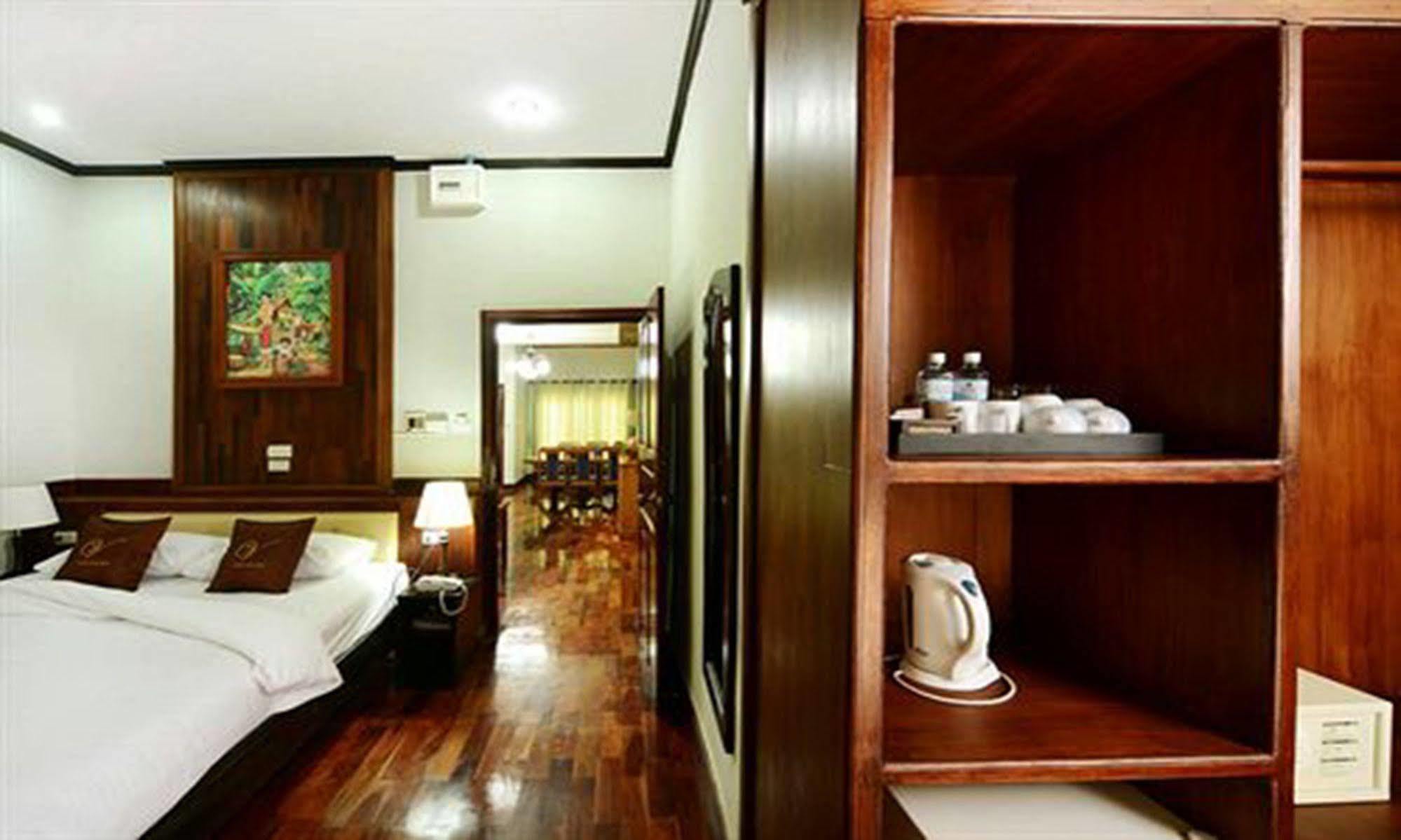 Vansana Luang Prabang Hotel Экстерьер фото
