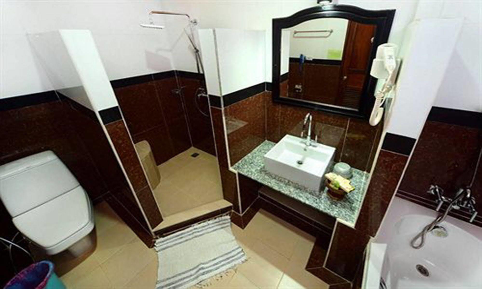 Vansana Luang Prabang Hotel Экстерьер фото
