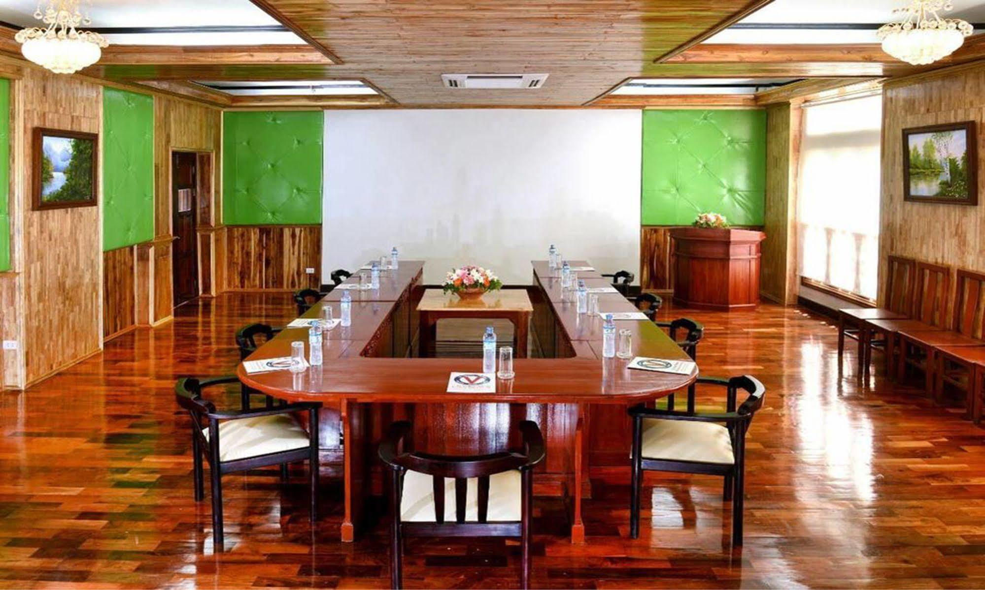 Vansana Luang Prabang Hotel Экстерьер фото